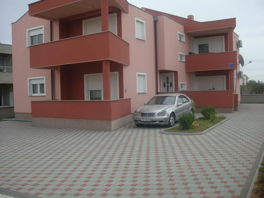 Apartments Vladimir Privlaka  Exterior foto