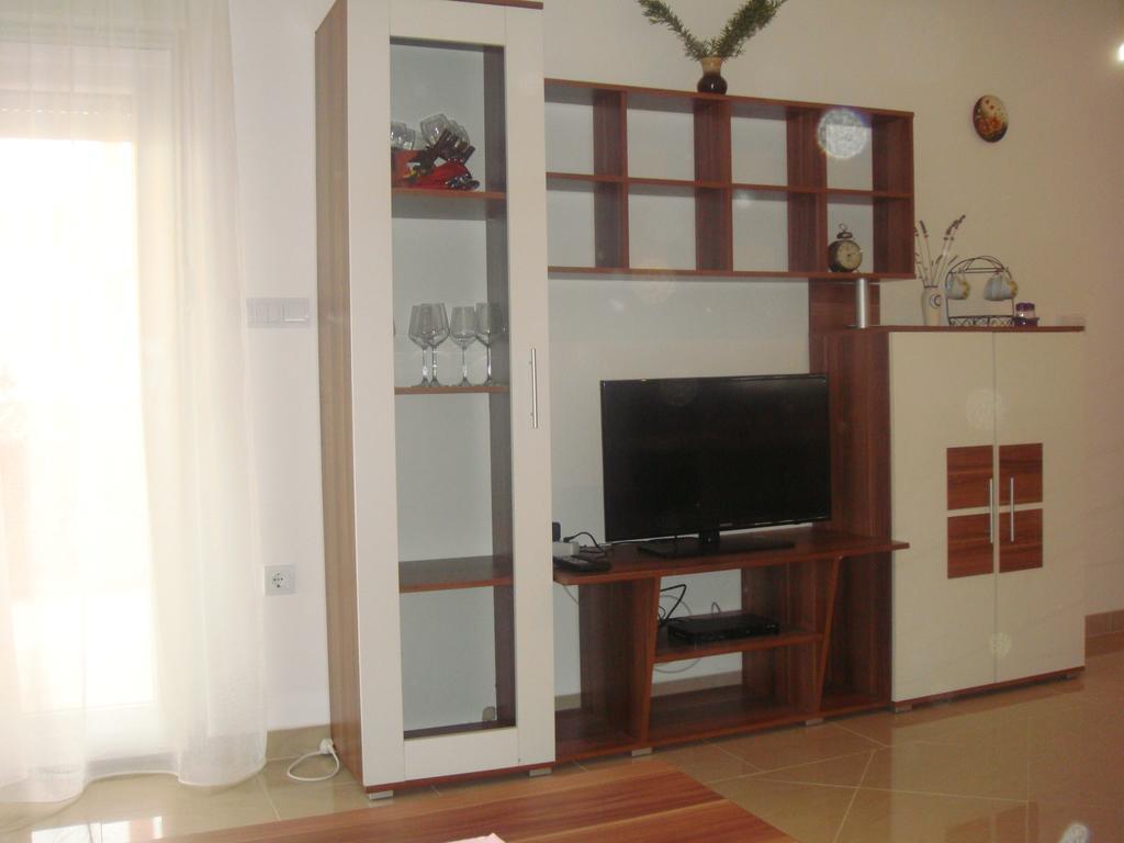Apartments Vladimir Privlaka  Exterior foto